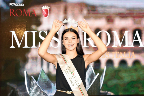 Carolina Stigliano è Miss Roma 2022